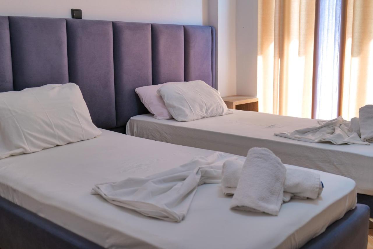 Hotel Driloni Εξαμίλιο Εξωτερικό φωτογραφία