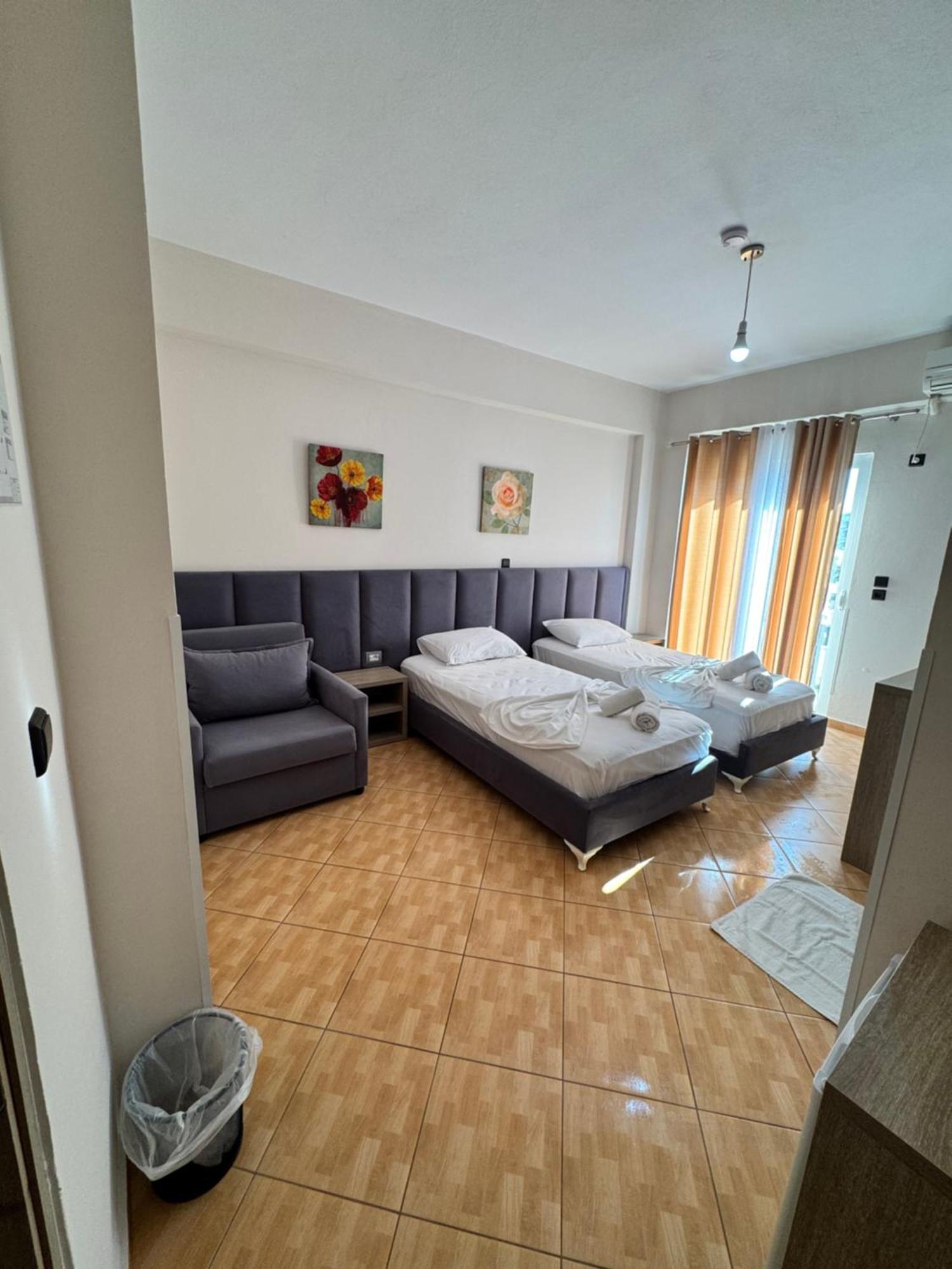 Hotel Driloni Εξαμίλιο Εξωτερικό φωτογραφία